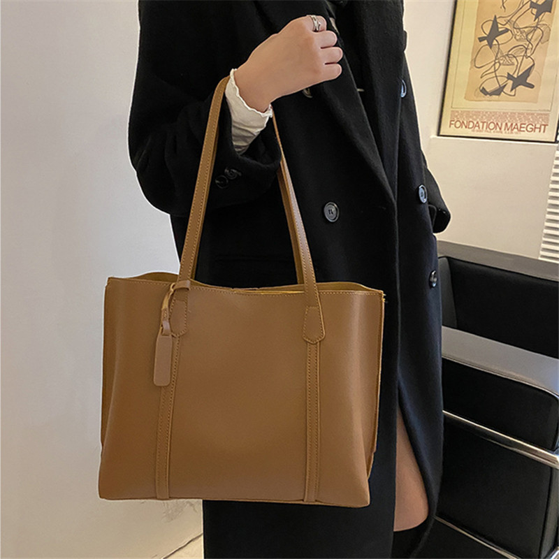 Classic Black Faux Leather Tot - Leatherwork Wallet recension och pris