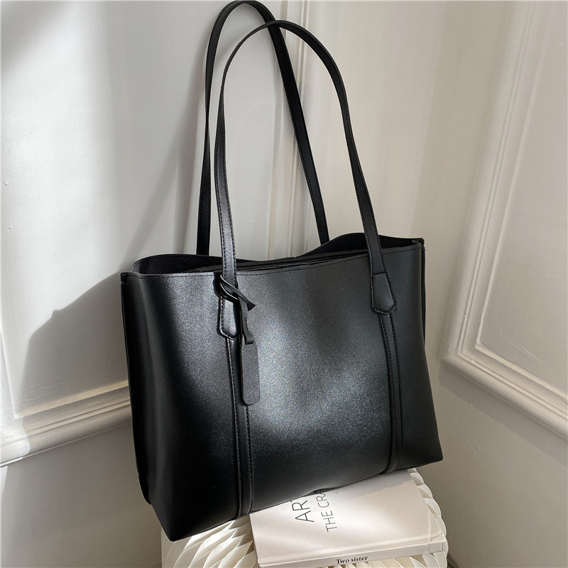 Classic Black Faux Leather Tot - Leatherwork Wallet recension och pris