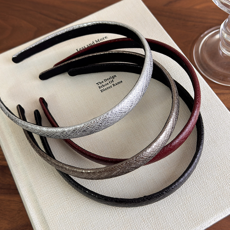Vintage Red Leather Thin Headb - Leatherwork Pony recension och pris